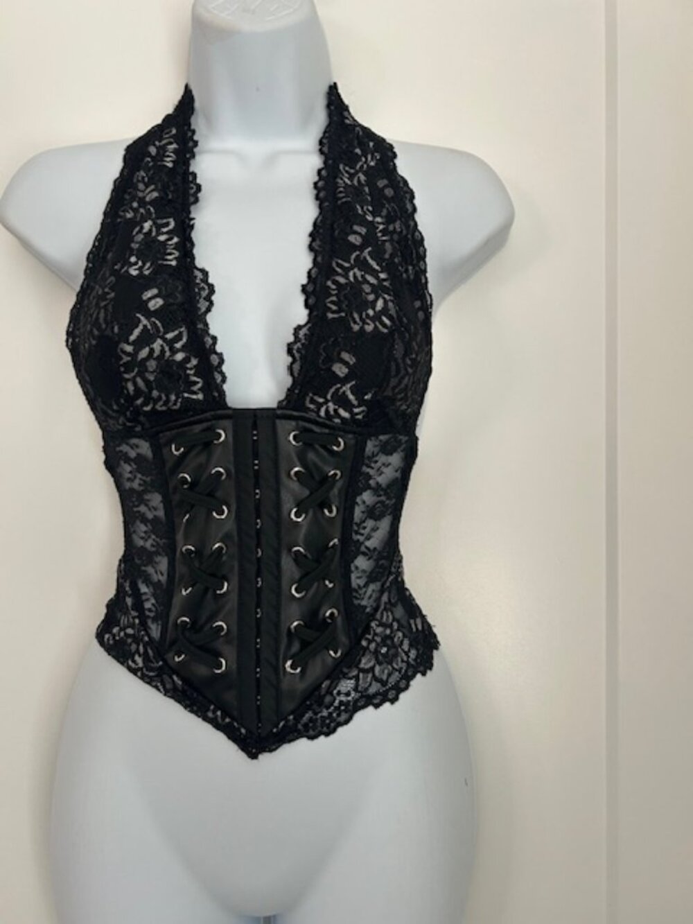 Outcast black lace corset small